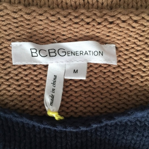 NWT Oversized Chunky Knit Sweater - Picture 3 of 4